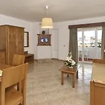 Cheerfulway Minichoro Aparthotel