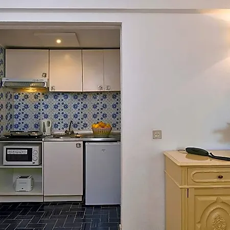 Cheerfulway Minichoro Aparthotel