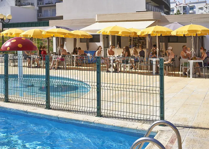 Cheerfulway Minichoro מלון דירות 3*