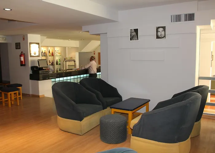 Cheerfulway Minichoro מלון דירות 3*