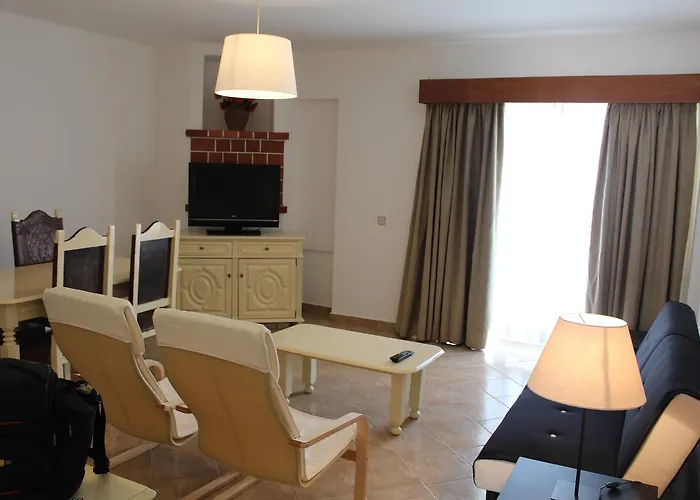 Cheerfulway Minichoro Appart hôtel 3*